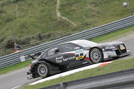 Timo Scheider sikrede sig pole position.